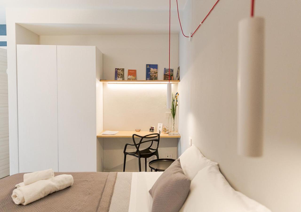Porta San Paolo House Aparthotel Castelbuono  Exterior photo